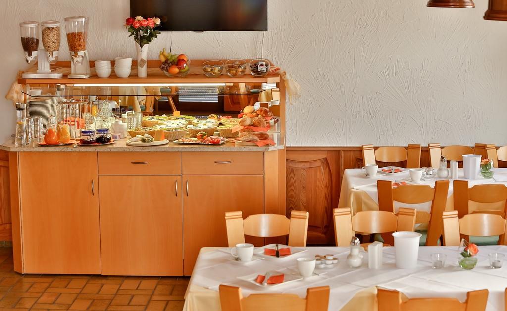 Hotel Ochsen Ammerbuch Bagian luar foto