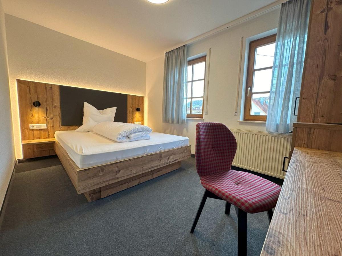 Hotel Ochsen Ammerbuch Bagian luar foto